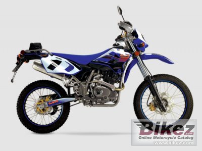 2007 UM DSF-200 photo